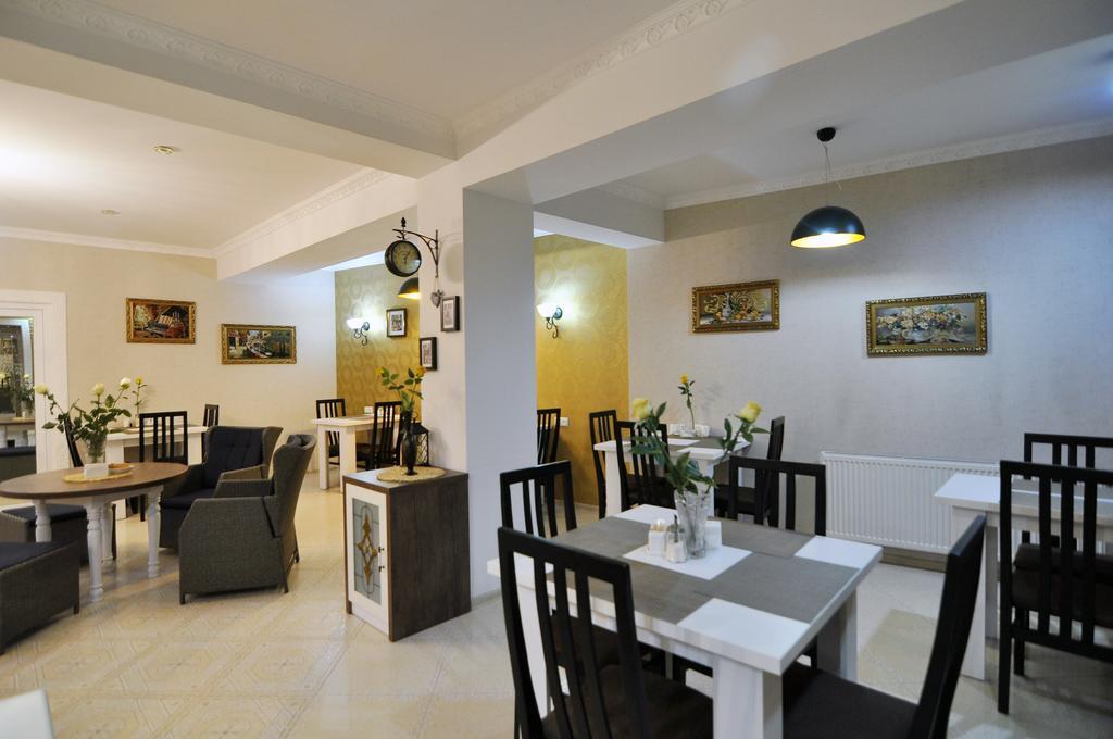 Renaissance Hotel Tbilisi Luaran gambar